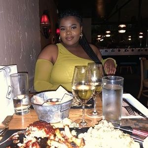 Meet your Posher, Joyce